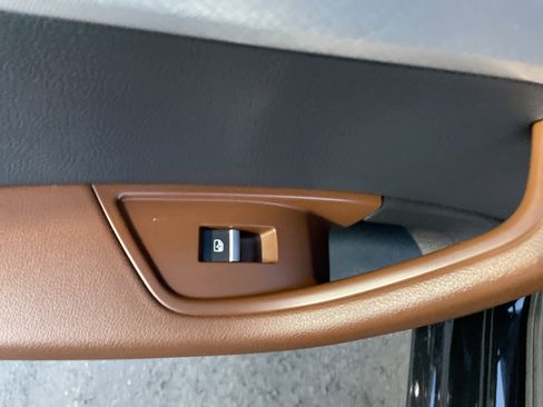 Used 2017 Audi A4 2.0T Premium Plus w/ Premium Plus Package image 33