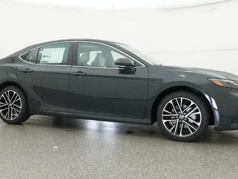 New 2026 Toyota Camry Hybrid AWD/4WD image 24