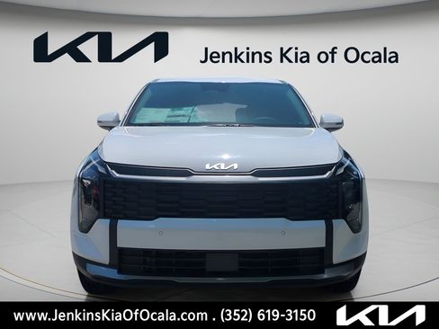 New 2026 Kia Sportage LX FWD image 8