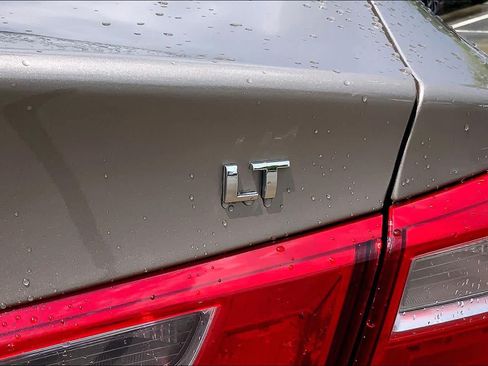 Used 2024 Chevrolet Malibu LT FWD image 10