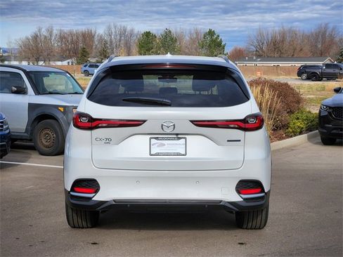 New 2025 MAZDA CX-70 Plug-In Hybrid w/ Premium Pkg image 6