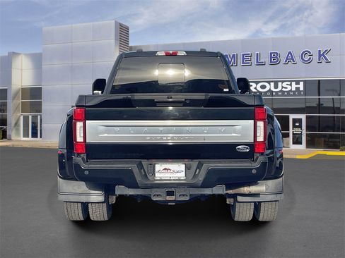 Certified 2022 Ford F450 Platinum w/ FX4 Off-Road Package image 4
