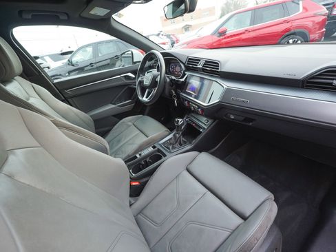 Used 2021 Audi Q3 2.0T Premium w/ Black Optic Sport Package image 38