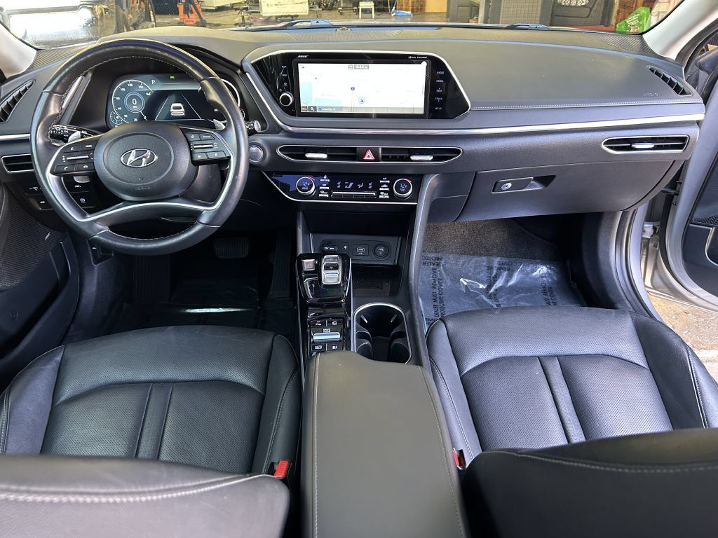 Used 2022 Hyundai Sonata Limited FWD image 17