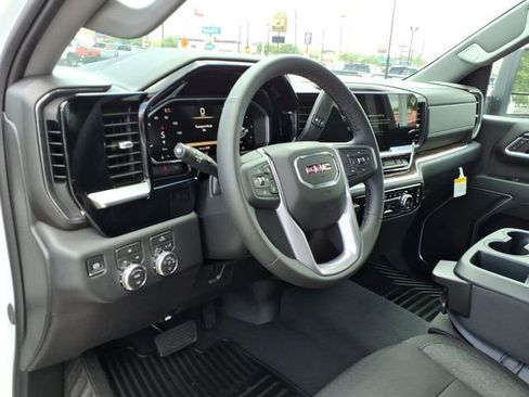 New 2026 GMC Sierra 2500 SLE w/ SLE Value Package; AWD/4WD image 11