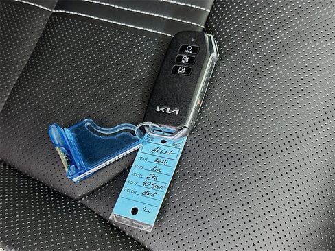 Used 2024 Kia EV6 GT-Line image 36