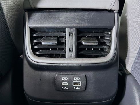Used 2025 Subaru Legacy Premium image 23