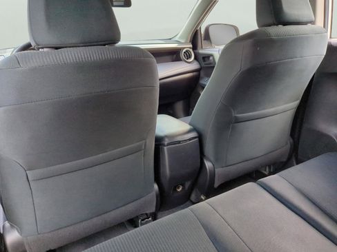 Used 2016 Toyota RAV4 LE image 22