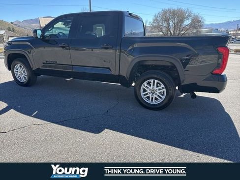 Used 2025 Toyota Tundra SR5 w/ SR5 Convenience Package AWD/4WD image 4