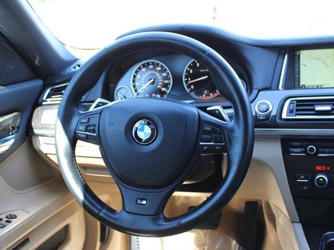 Used 2013 BMW 740Li image 13