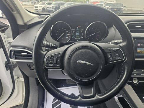 Used 2017 Jaguar F-PACE Premium AWD/4WD image 25
