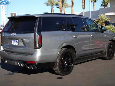 Used 2023 Cadillac Escalade V image 26