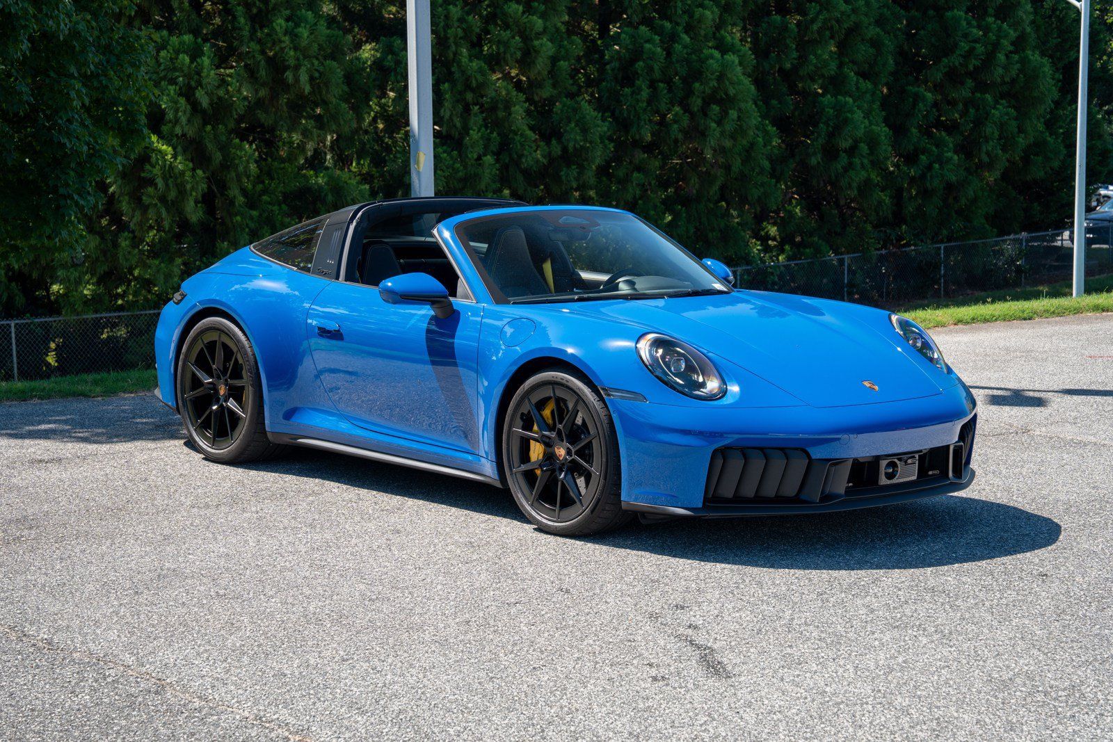 Certified 2026 Porsche 911 Targa 4 GTS AWD/4WD image 9
