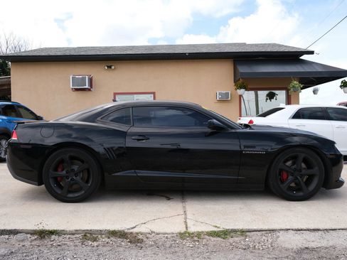 Used 2015 Chevrolet Camaro SS w/ Rear Vision Package RWD image 4