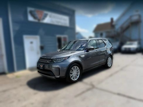Used 2018 Land Rover Discovery HSE Luxury AWD/4WD image 4