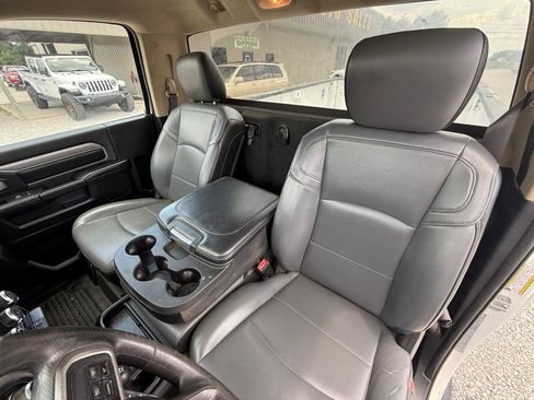 Used 2019 RAM 2500 Tradesman AWD/4WD image 4