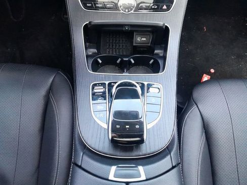 Used 2018 Mercedes-Benz E 300 4MATIC image 12