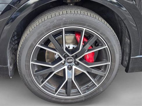 Used 2021 Audi Q8 Premium Plus w/ Premium Plus Package image 21