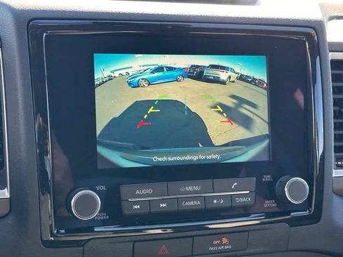 Used 2023 Nissan Frontier SV w/ SV Convenience Package image 22