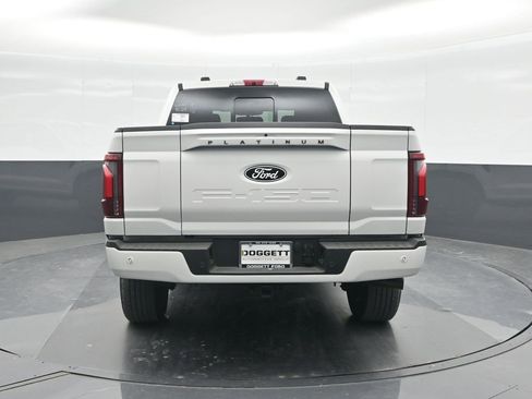 New 2025 Ford F150 Platinum w/ FX4 Off-Road Package image 17
