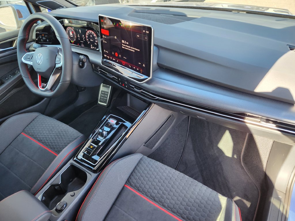 New 2026 Volkswagen GTI SE FWD image 14