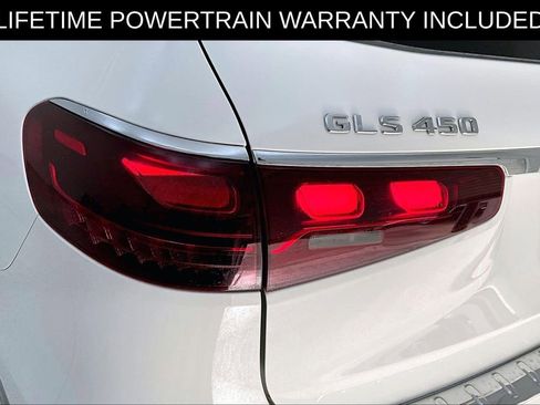 Used 2025 Mercedes-Benz GLS 450 4MATIC image 42
