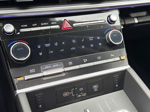 New 2026 Hyundai Santa Fe Limited AWD/4WD image 23