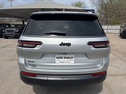 New 2026 Jeep Grand Cherokee L 4WD image 5