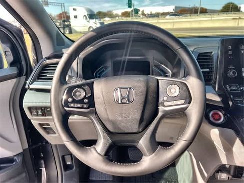 Certified 2018 Honda Odyssey Elite image 17