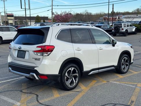 Used 2024 Subaru Forester Touring AWD/4WD image 6