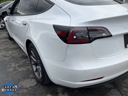 Used 2021 Tesla Model 3 Standard Range Plus image 82
