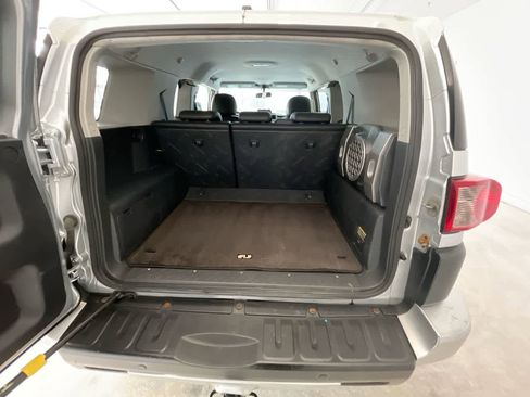 Used 2007 Toyota FJ Cruiser 4WD image 21