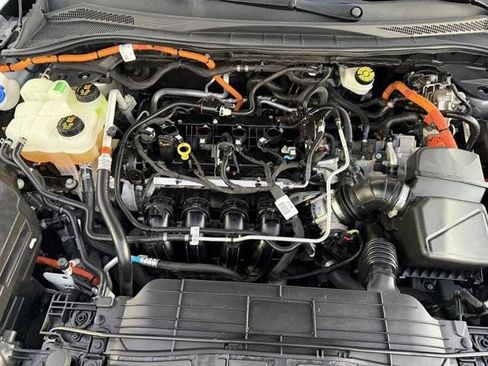 Used 2022 Ford Escape Titanium w/ Titanium Elite Package image 13