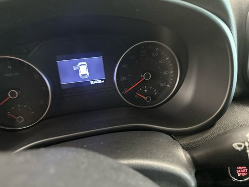 Used 2022 Kia Sportage EX image 16