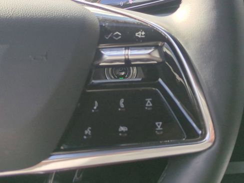 Used 2024 Cadillac Lyriq Luxury image 29