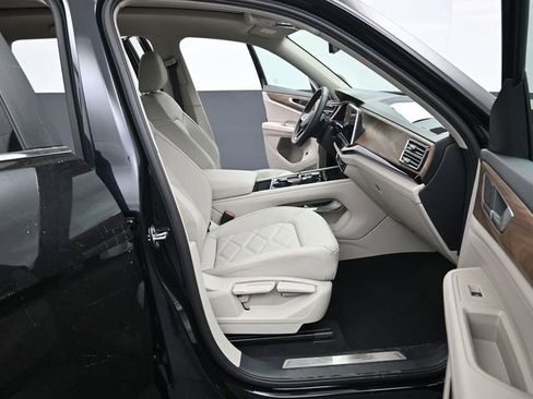 New 2026 Volkswagen Atlas SE image 14