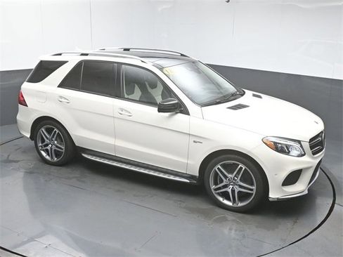 Used 2018 Mercedes-Benz GLE 43 AMG GLE 43 AMG image 40