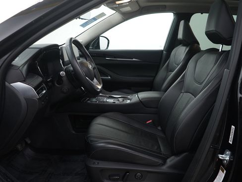 Used 2024 INFINITI QX60 Sensory image 16