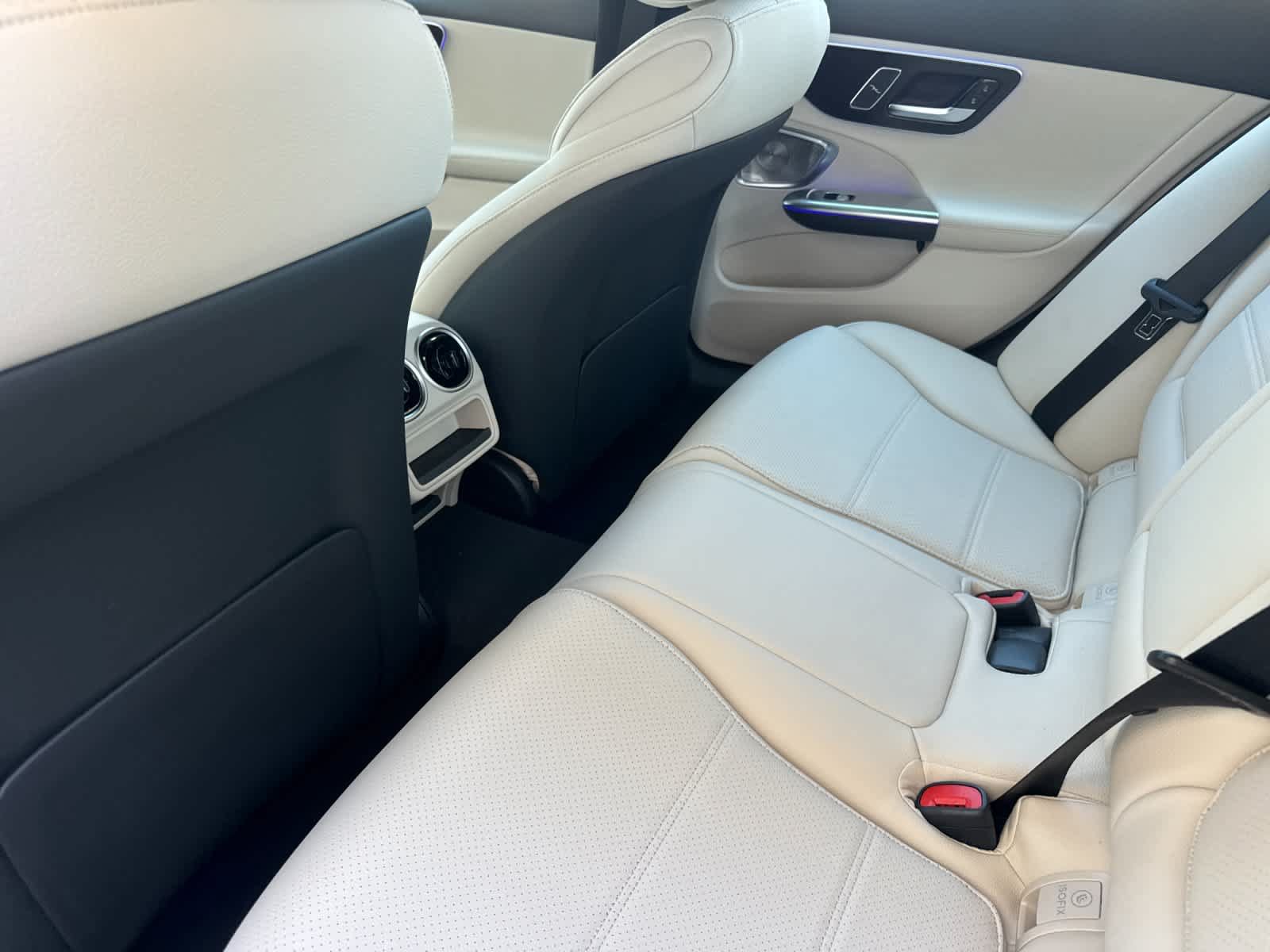 New 2026 Mercedes-Benz C 300 4MATIC Sedan image 12