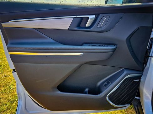 New 2026 Buick Enclave Preferred w/ Power Package image 10