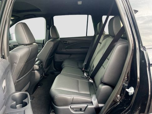 Used 2024 Honda Passport EX-L image 25