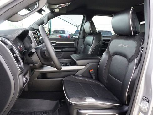 Used 2025 RAM 1500 Laramie w/ Sport Appearance Package AWD/4WD image 28