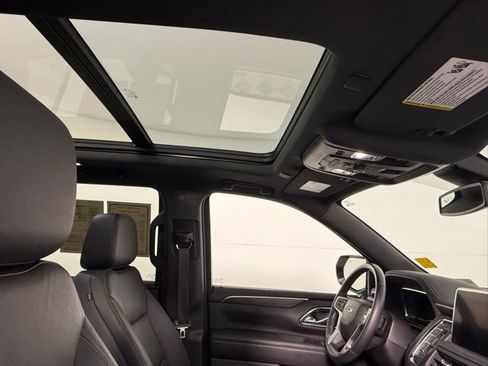 Used 2022 Chevrolet Tahoe Z71 w/ Luxury Package image 65