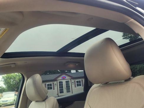 Used 2017 Lincoln MKX Reserve AWD/4WD image 14