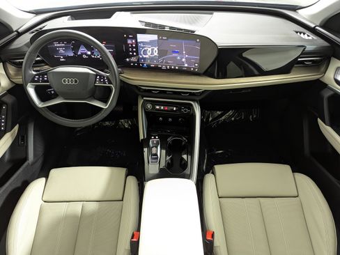 Certified 2025 Audi Q5 Premium Plus AWD/4WD image 10