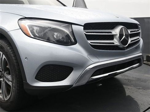 Used 2018 Mercedes-Benz GLC 350e 4MATIC image 34