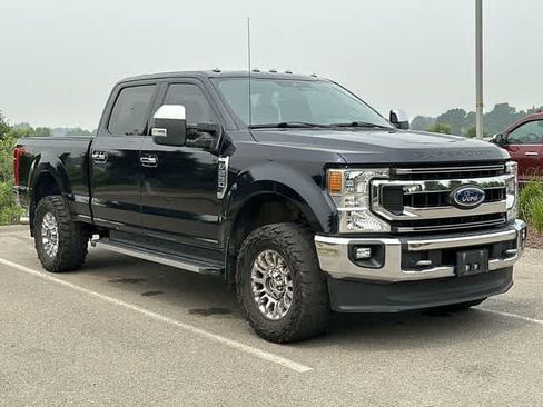 Used 2021 Ford F250 XLT w/ XLT Premium Package AWD/4WD image 19