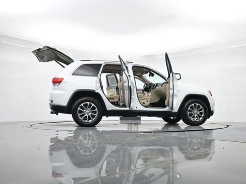 Used 2015 Jeep Grand Cherokee Limited w/ Luxury Group II AWD/4WD image 56