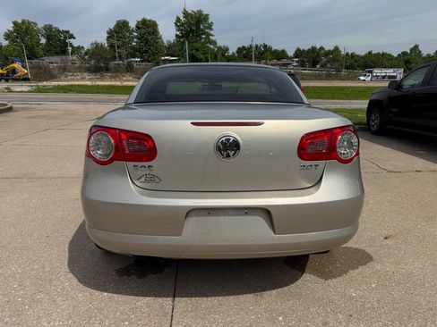 Used 2009 Volkswagen Eos Lux FWD image 7