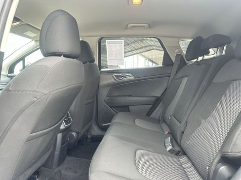 Certified 2025 Kia Sportage LX FWD image 23